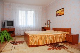 Квартира посуточно в Одессе на ул. Урловская, 38
